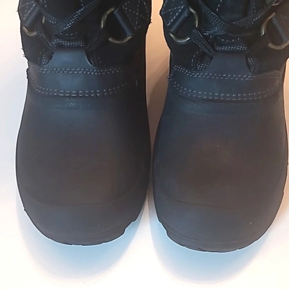 Khombu The Slope Snow Duck Boot Faux Fur Leather Rubber Sole Lace Up Water Proof